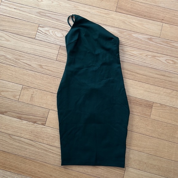 Lulu’s You Wish one shoulder dress - Picture 4 of 6